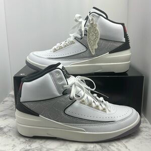 NEW JORDAN 2 RETRO, SIZE 11, WHITE-BLACK